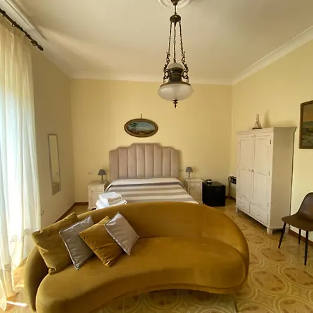 Bed and breakfast Villa Favorita Suites Ercolano