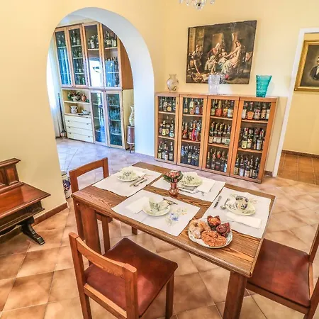 Scognamiglio Bed and Breakfast